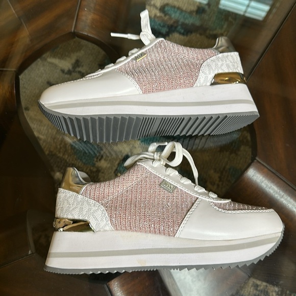 New Monique Pink Glitter Chain Mesh Trainer size 5 - Picture 13 of 14